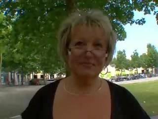 Carole français mature anal baisée