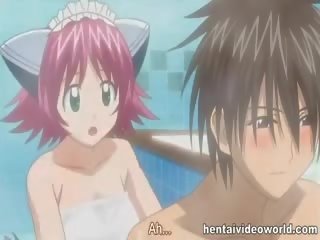 Gagah anime anak perempuan owned dalam bilik mandi