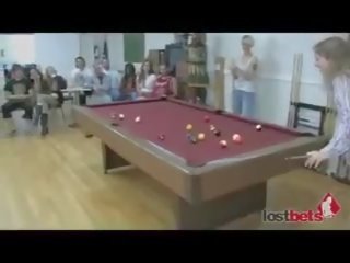 Zhveshje 8-ball me naomi dhe lieza pjesë 1