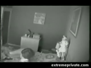 Szpiegowanie kamera przyłapani poranek masturbacja mój mama wideo