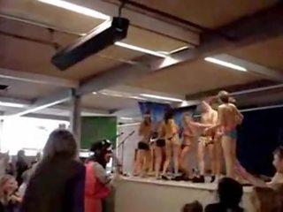 Danese alto scuola ragazze strippaggio in silkeborg gy