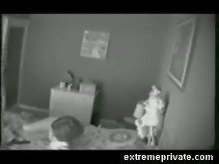 Spiare camma beccato mattino masturbazione il mio mamma video