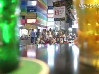 Azi xxx video turist - bangkok naughtiness për i vetëm men&excl;