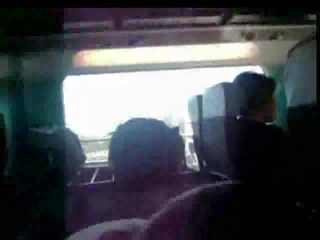 V the zpět na a autobus získávání an děsivý výstřik film